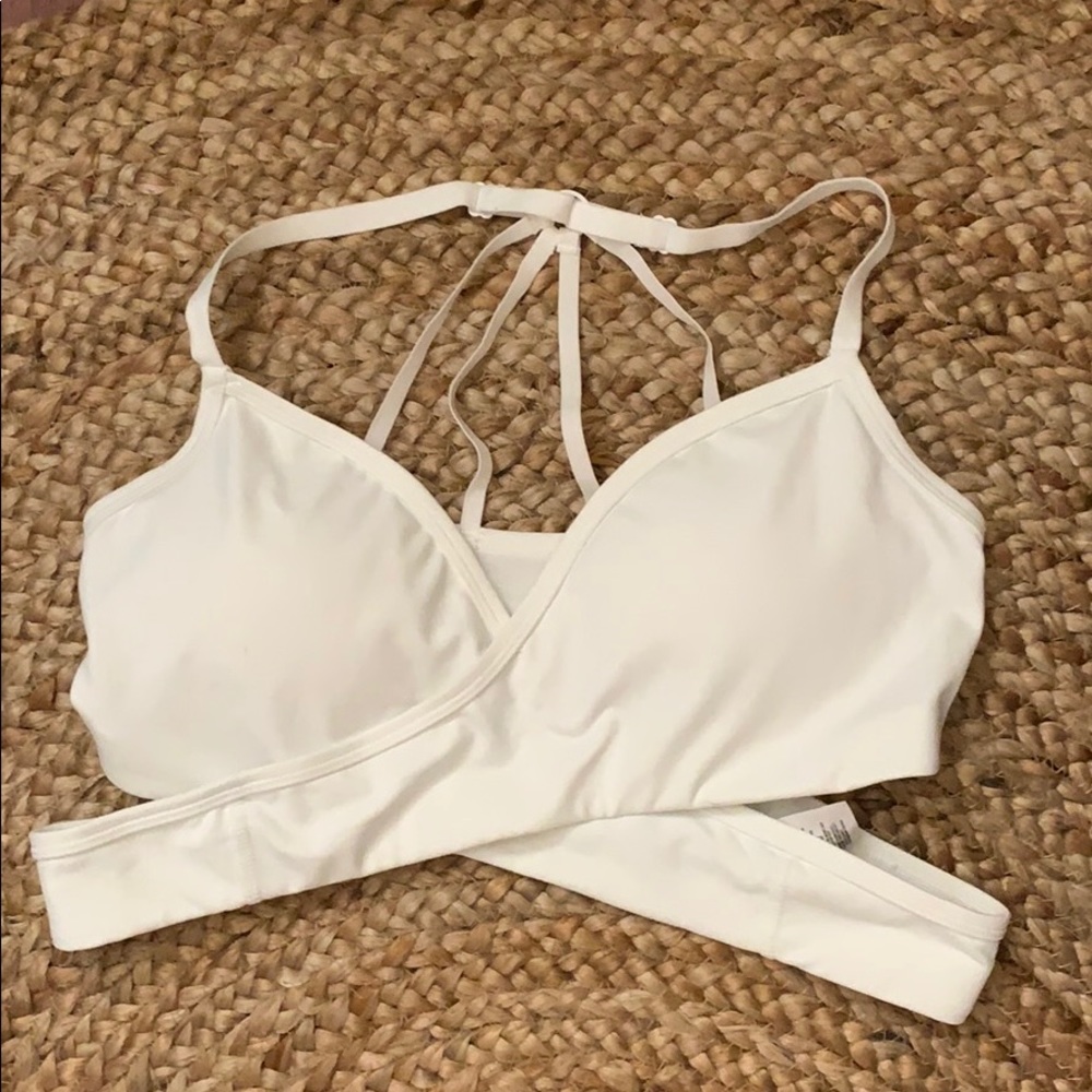 White cross back sports bra